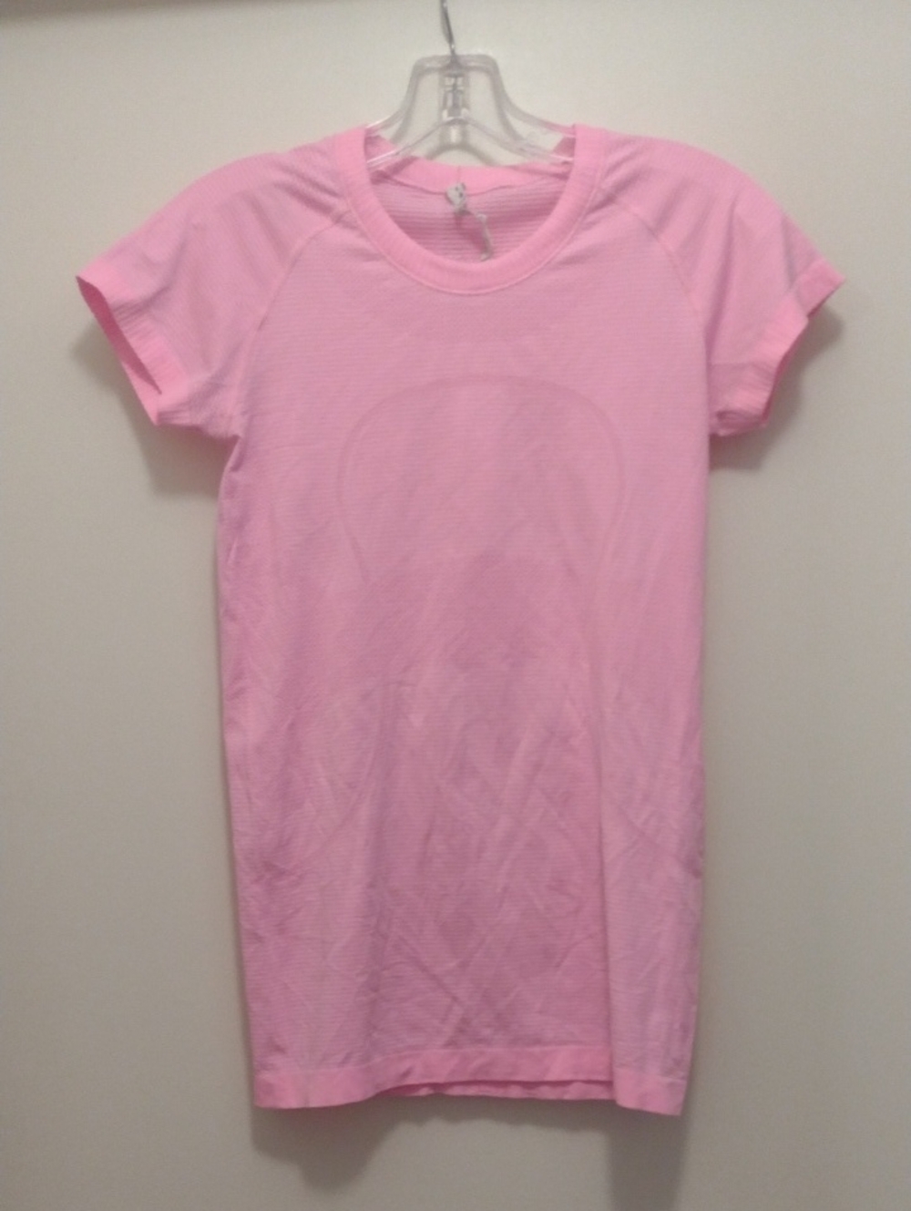 Lululemon Light Pink Short Sleeve Crewneck T-Shirt (J1383)